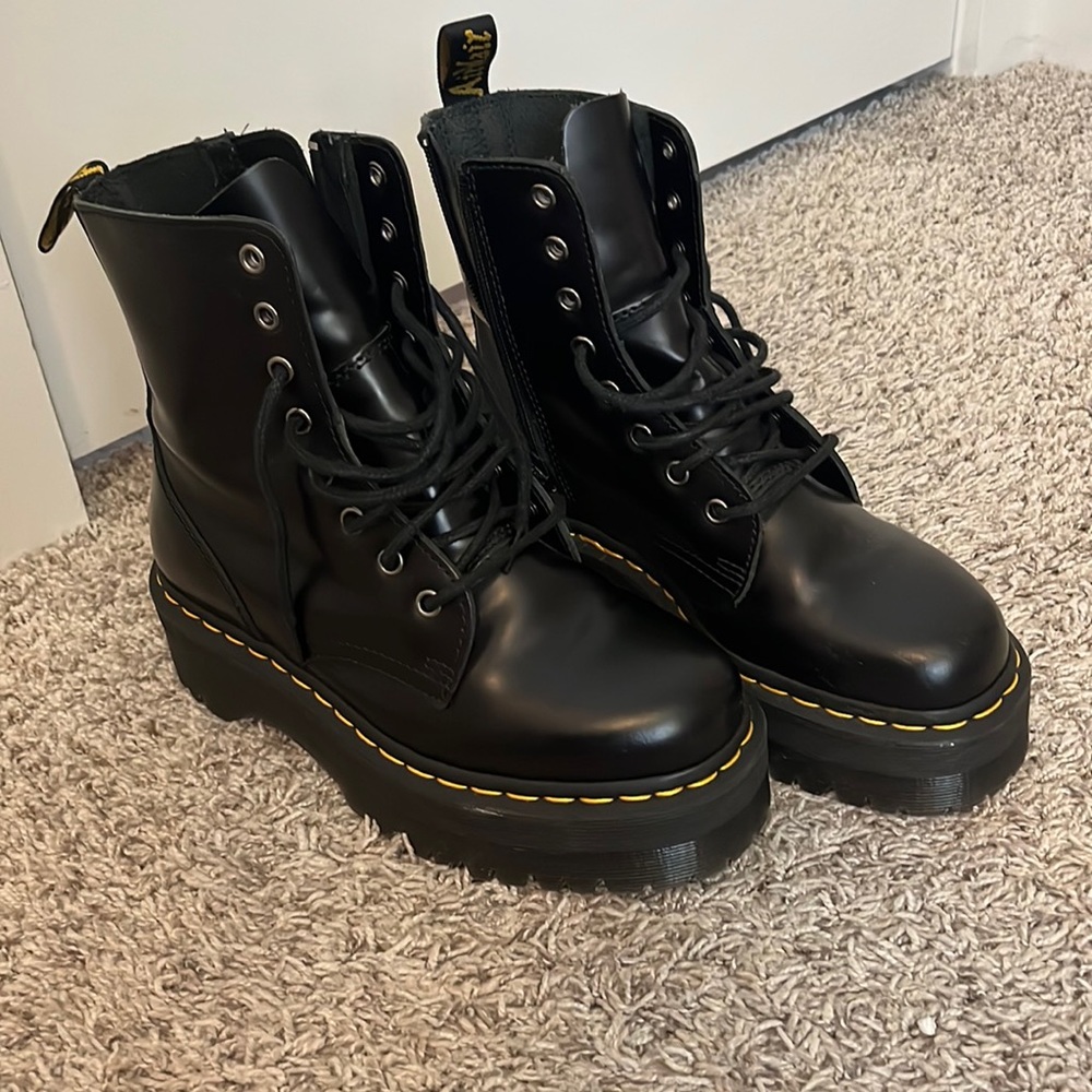 Doc martens Jadon platform leather boots